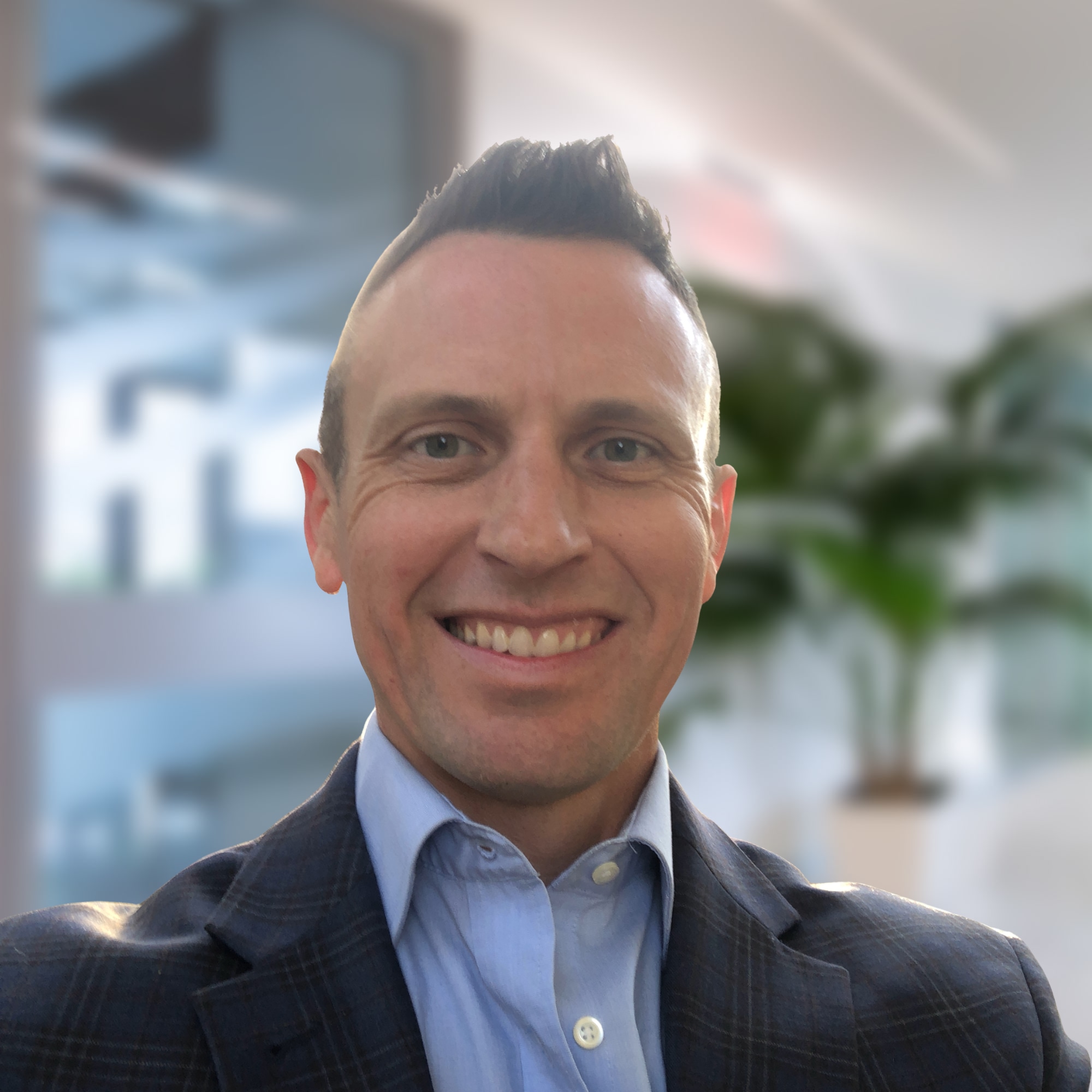 Home kelly matthew default default headshot (1)